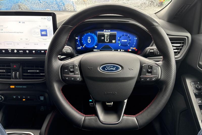 Used Ford Focus 2023 for sale - 77529045: Photo 12