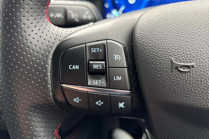 Used Ford Focus 2023 for sale - 77529045: Photo 30