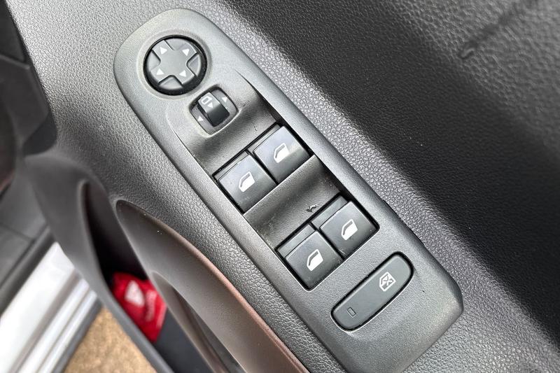 Used Peugeot Rifter 2019 for sale - 76835660: Photo 16