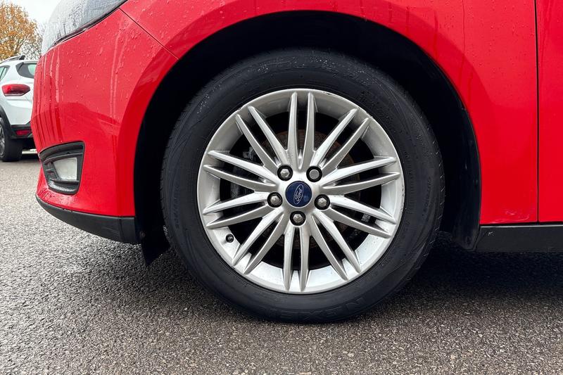 Used Ford Focus 2018 for sale - 76835664: Photo 8