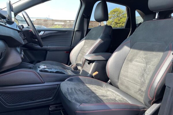 Used Ford Kuga 2022 for sale - 75621059: Photo 19