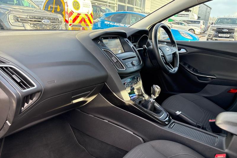 Used Ford Focus 2018 for sale - 76631415: Photo 18