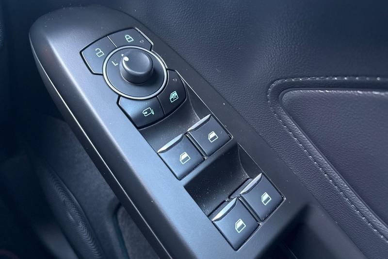 Used Ford Focus 2023 for sale - 76568546: Photo 16