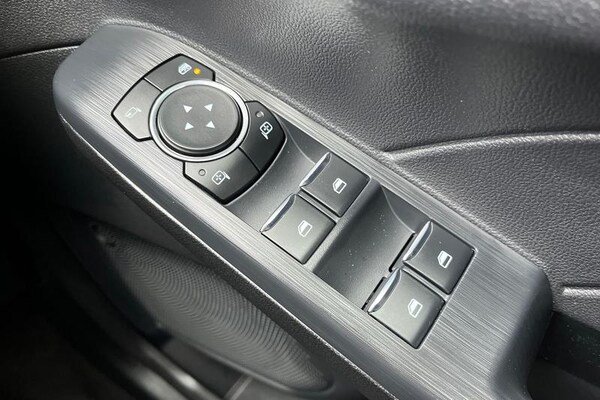 Used Ford Kuga 2024 for sale - 75249949: Photo 16