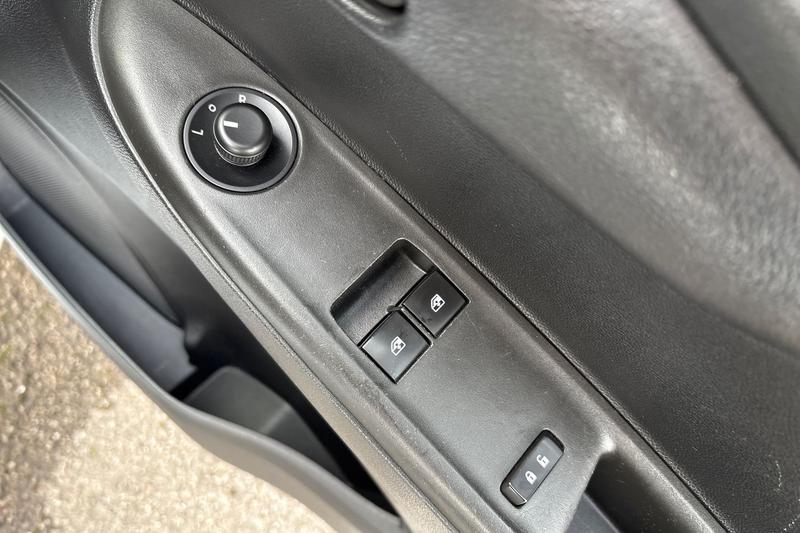 Used Vauxhall Viva 2016 for sale - 77619923: Photo 16