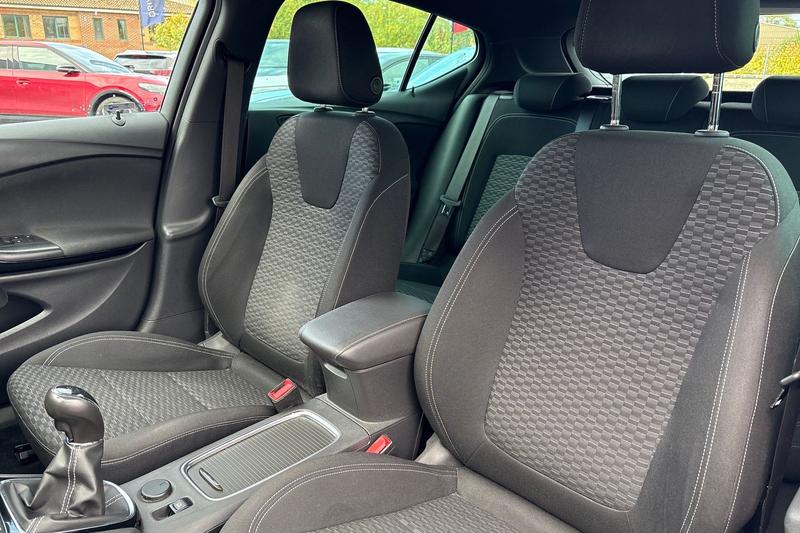 Used Vauxhall Astra 2017 for sale - 76419796: Photo 19