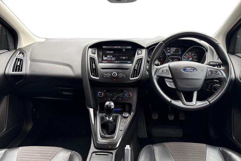 Used Ford Focus 2016 for sale - 76568538: Photo 10