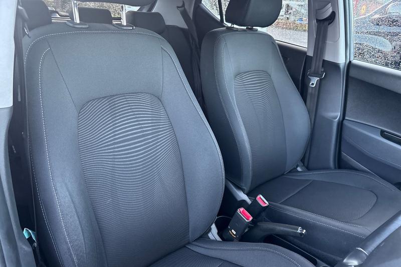 Used Hyundai i10 2017 for sale - 77176381: Photo 17