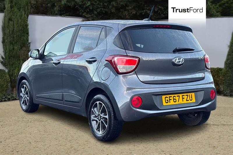Used Hyundai i10 2017 for sale - 77176381: Photo 2
