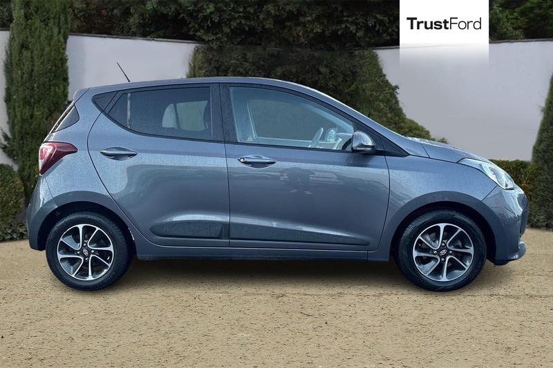 Used Hyundai i10 2017 for sale - 77176381: Photo 3