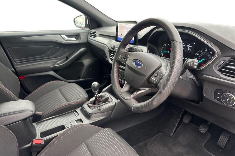 Used Ford Focus 2022 for sale - 77665644: Photo 9