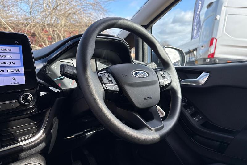 Used Ford Fiesta 2020 for sale - 77570678: Photo 31