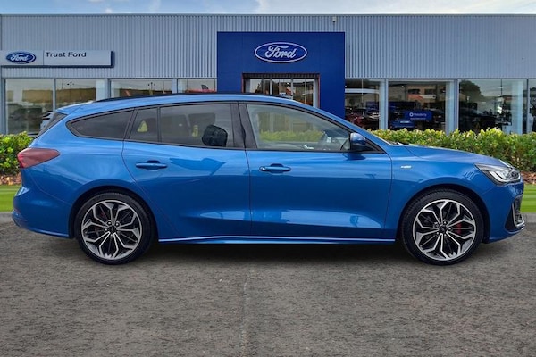 Used Ford Focus 2022 for sale - 75325424: Photo 3
