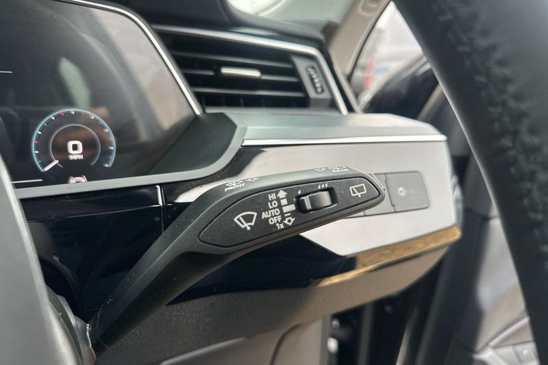 Used Audi e-tron 2023 for sale - 77665677: Photo 15