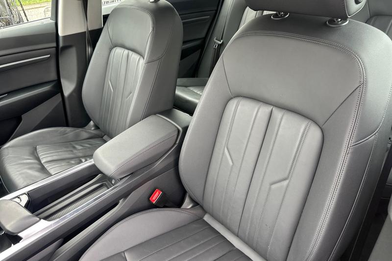 Used Audi e-tron 2023 for sale - 77665677: Photo 19