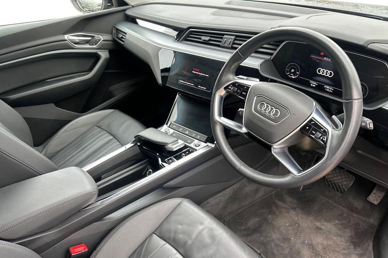 Used Audi e-tron 2023 for sale - 77665677: Photo 9