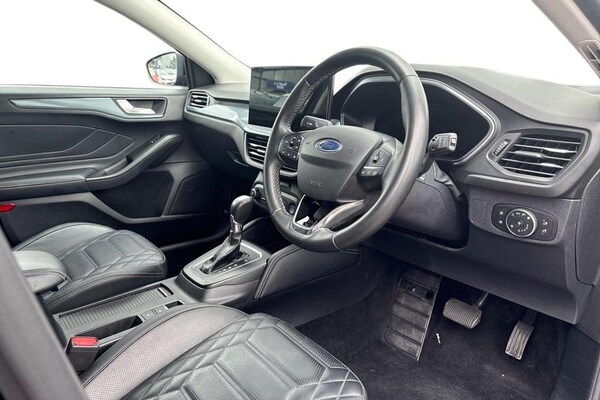 Used Ford Focus 2022 for sale - 75325357: Photo 9