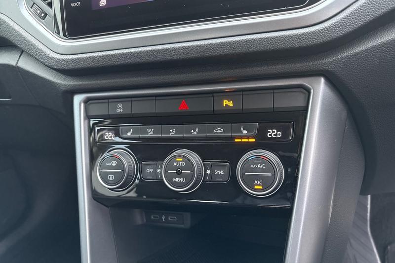 Used Volkswagen T-Roc 2022 for sale - 77539266: Photo 27