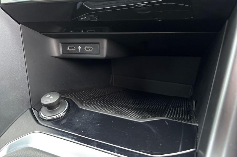 Used Volkswagen T-Roc 2022 for sale - 77539266: Photo 28