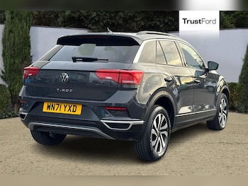 Used Volkswagen T-Roc 2022 for sale - 77539266: Photo