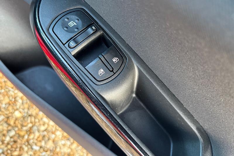 Used Vauxhall Corsa 2017 for sale - 77354496: Photo 16