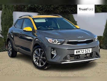 Used Kia Stonic 2023 for sale - 76104724: Photo