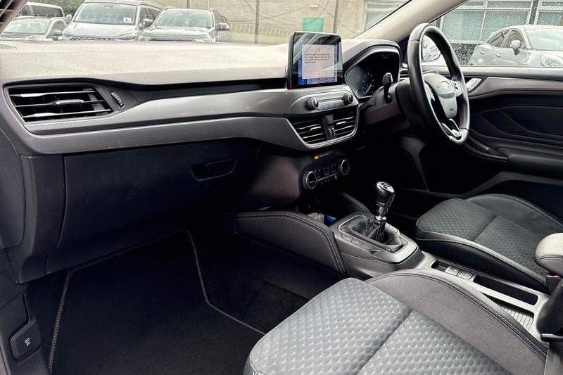 Used Ford Focus 2019 for sale - 77301080: Photo 18