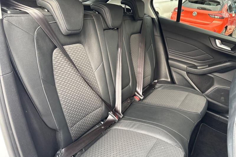 Used Ford Focus 2019 for sale - 77301080: Photo 20