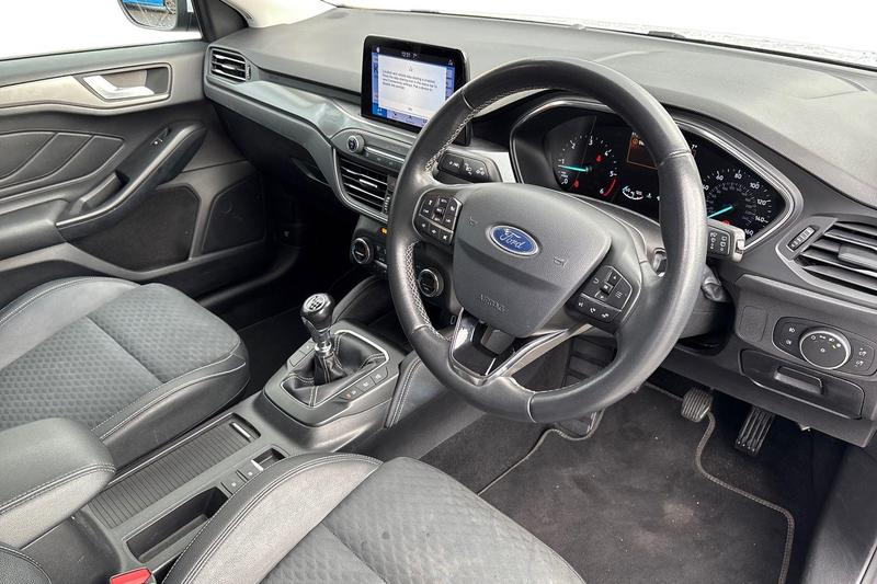 Used Ford Focus 2019 for sale - 77301080: Photo 9