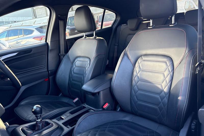 Used Ford Focus 2023 for sale - 76895353: Photo 19