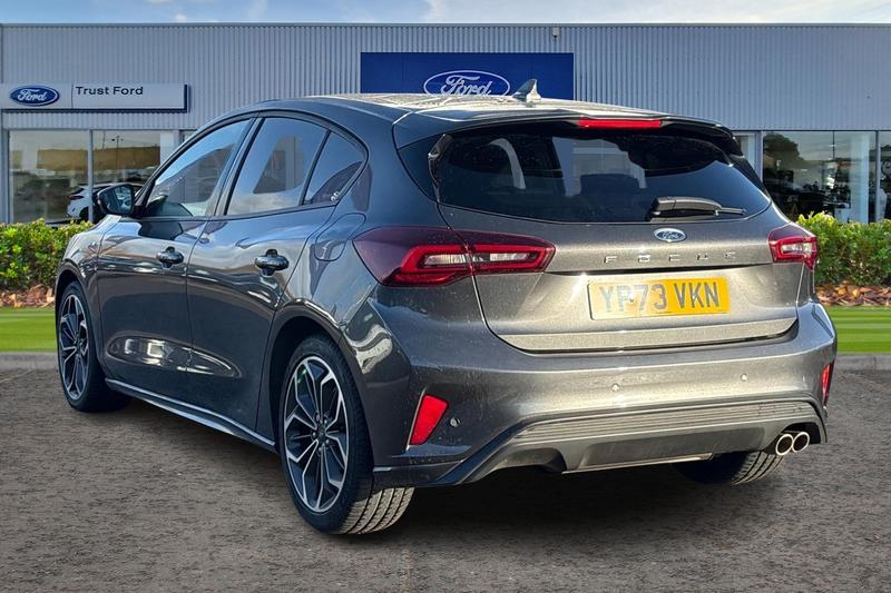 Used Ford Focus 2023 for sale - 76895353: Photo 2