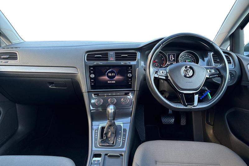 Used Volkswagen Golf 2017 for sale - 77128243: Photo 10