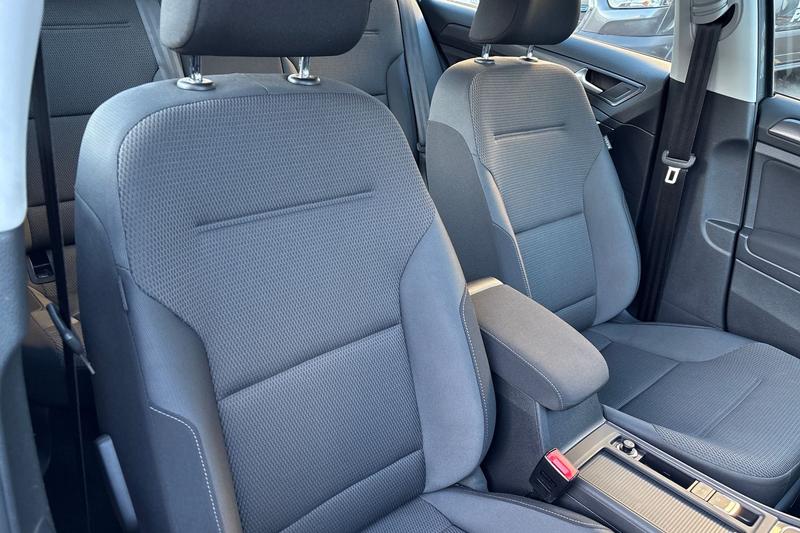 Used Volkswagen Golf 2017 for sale - 77128243: Photo 17