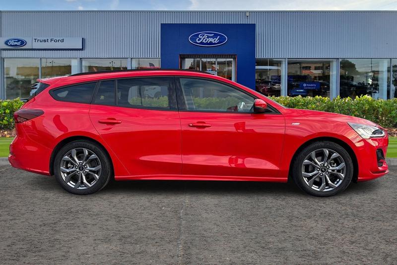 Used Ford Focus 2024 for sale - 76966151: Photo 3