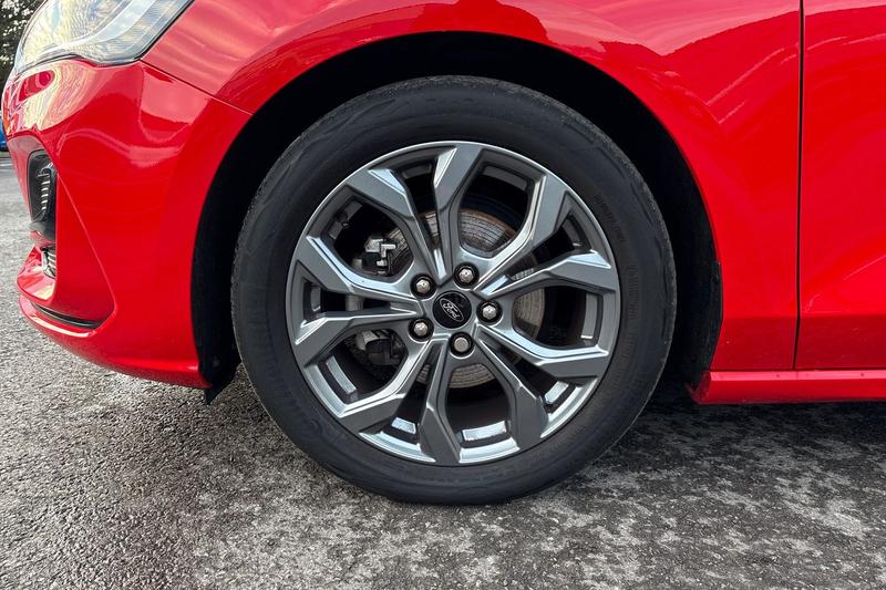 Used Ford Focus 2024 for sale - 76966151: Photo 8