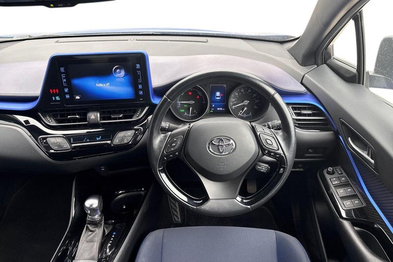 Used Toyota C-HR 2018 for sale - 76244830: Photo 11