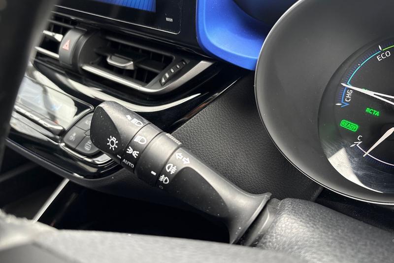 Used Toyota C-HR 2018 for sale - 76244830: Photo 14