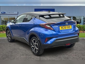 Used Toyota C-HR 2018 for sale - 76244830: Photo 2