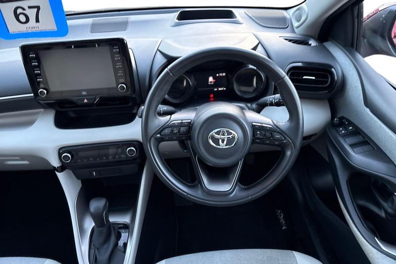 Used Toyota Yaris 2020 for sale - 76830315: Photo 11