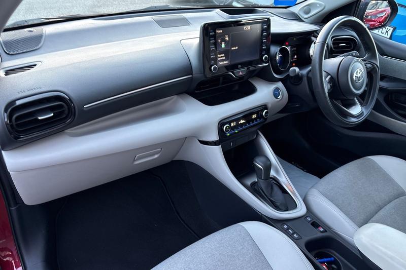 Used Toyota Yaris 2020 for sale - 76830315: Photo 18