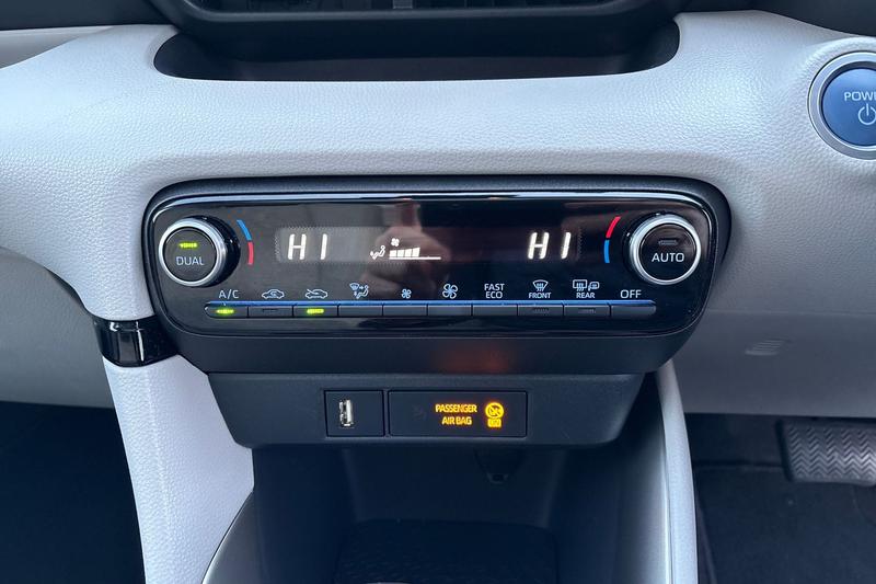 Used Toyota Yaris 2020 for sale - 76830315: Photo 23