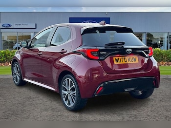 Used Toyota Yaris 2020 for sale - 76830315: Photo
