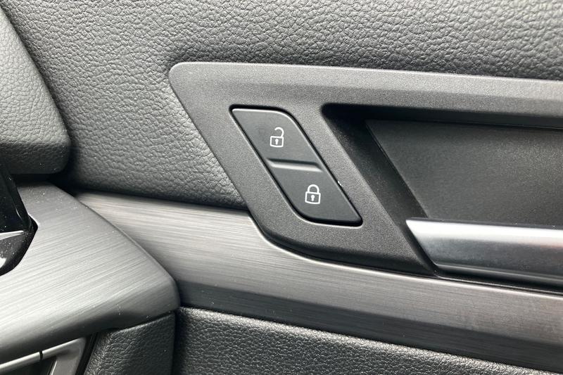 Used Volkswagen Golf 2021 for sale - 76858819: Photo 31