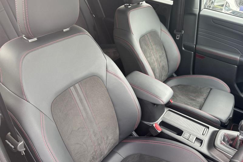 Used Ford Kuga 2025 for sale - 77539264: Photo 17