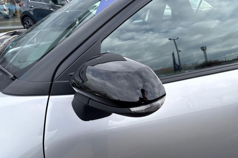 Used Toyota Yaris Cross 2023 for sale - 77532665: Photo 32