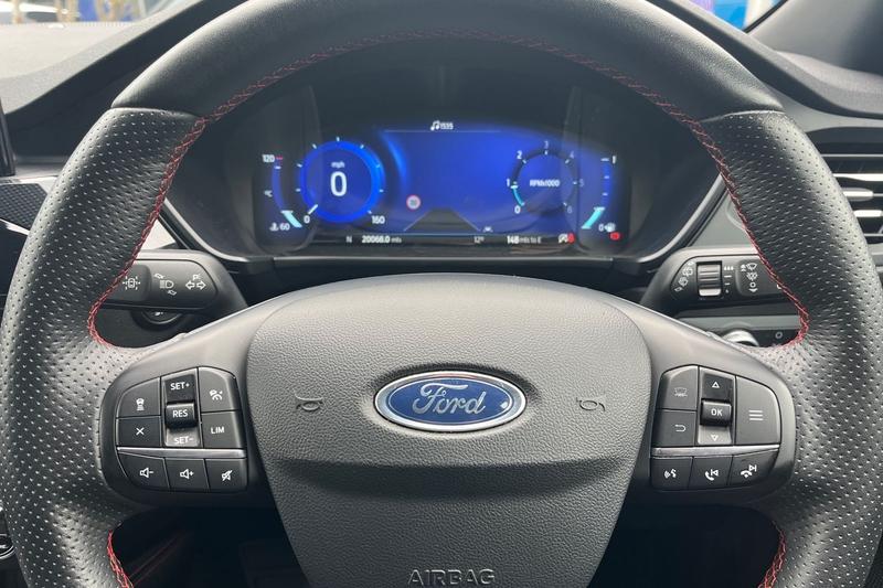 Used Ford Kuga 2020 for sale - 77372392: Photo 12