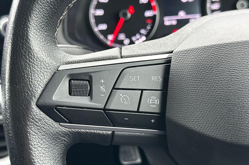 Used SEAT Arona 2023 for sale - 77848728: Photo 24