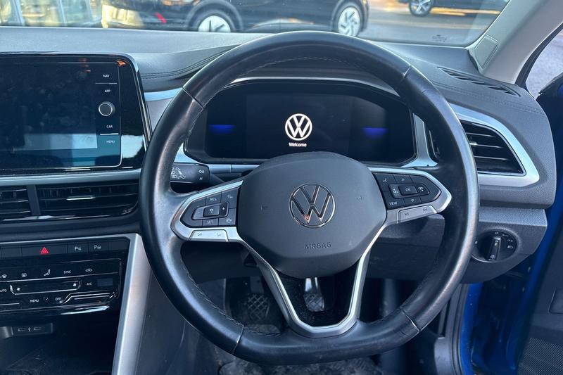 Used Volkswagen T-Roc 2022 for sale - 76782149: Photo 12