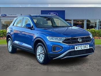 Used Volkswagen T-Roc 2022 for sale - 76782149: Photo