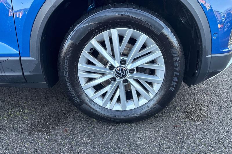 Used Volkswagen T-Roc 2022 for sale - 76782149: Photo 8